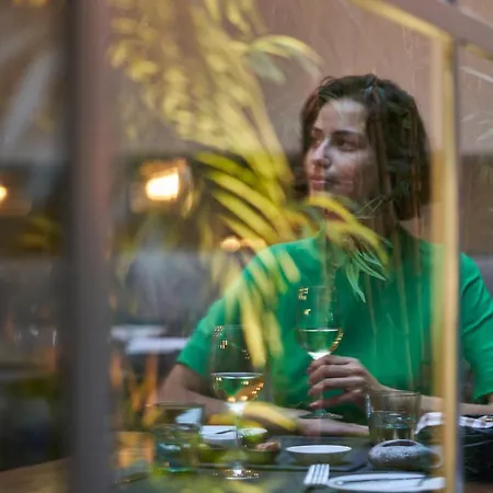 Portobay Marques Hotel