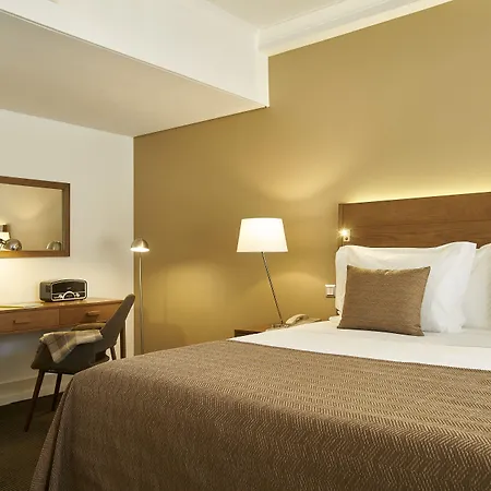 Portobay Marques 4*