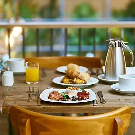 Portobay Marques Hotel