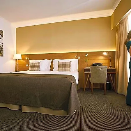 Portobay Marques 4*