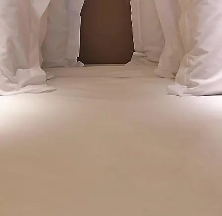 Отель Portobay Marques Лиссабон