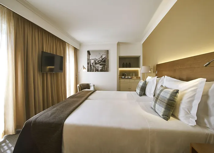 Portobay Marquês 4*