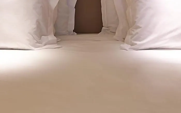 Отель Portobay Marques Лиссабон